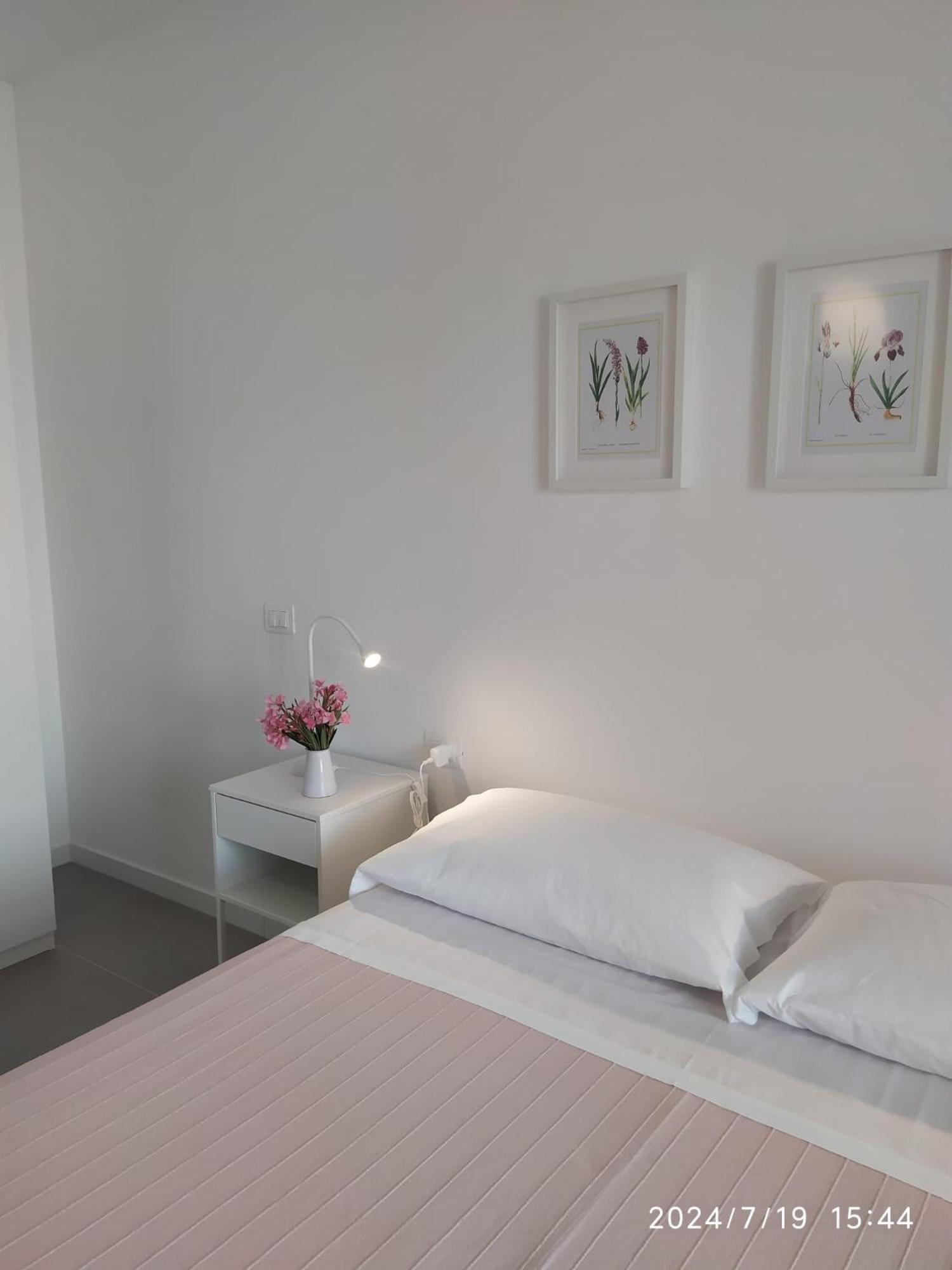 Sea Wind Stanza Con Garage E Ascensore 폴리나노 아마레 외부 사진